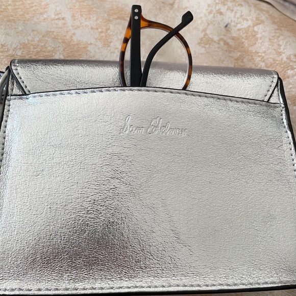 SAM EDELMAN METALLIC SILVER CROSSBODY - Picture 7 of 7